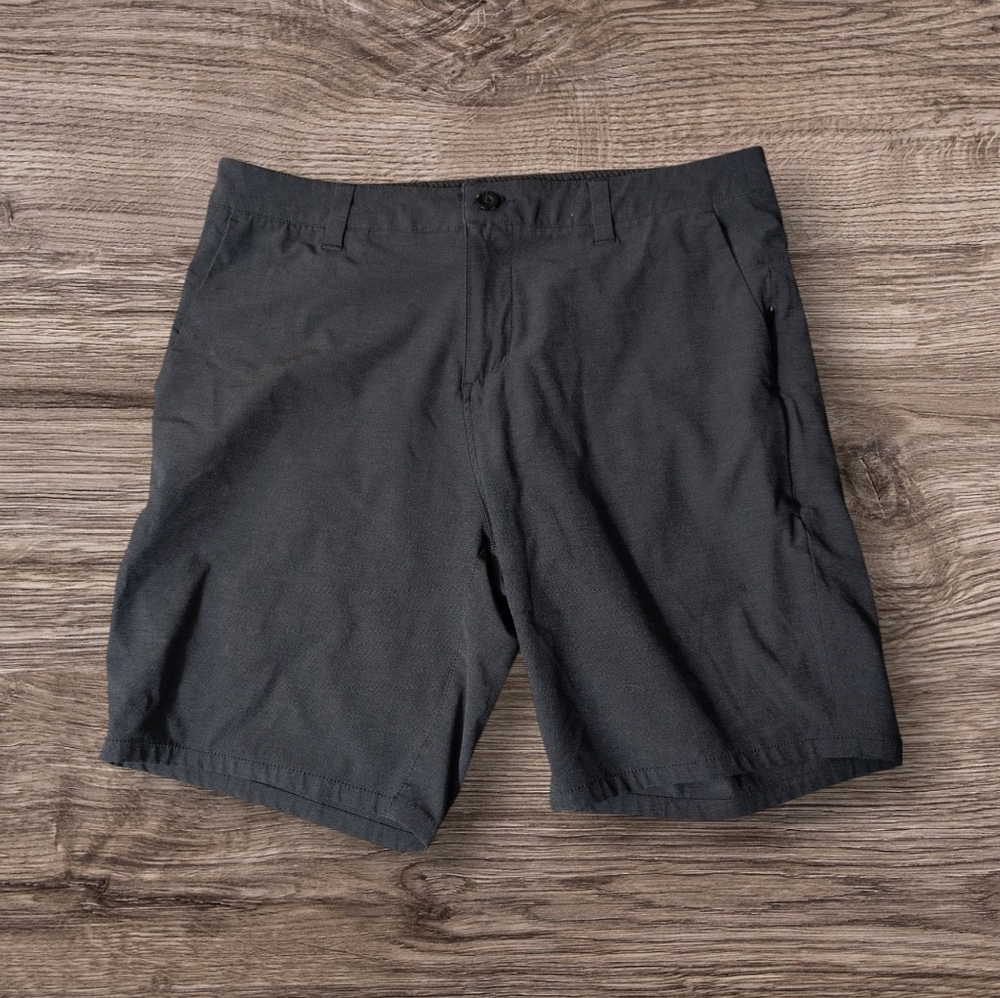 Vuori Aim Short - Picture 3 of 5